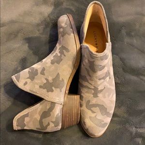 New Grey Camo boots